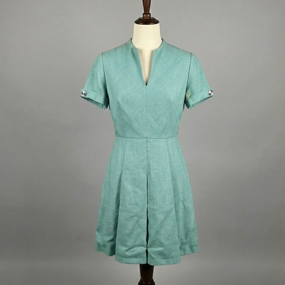 Vintage Rona New York Blue Textured Short Sleeve Pleated Mod Dress V-Neck‎